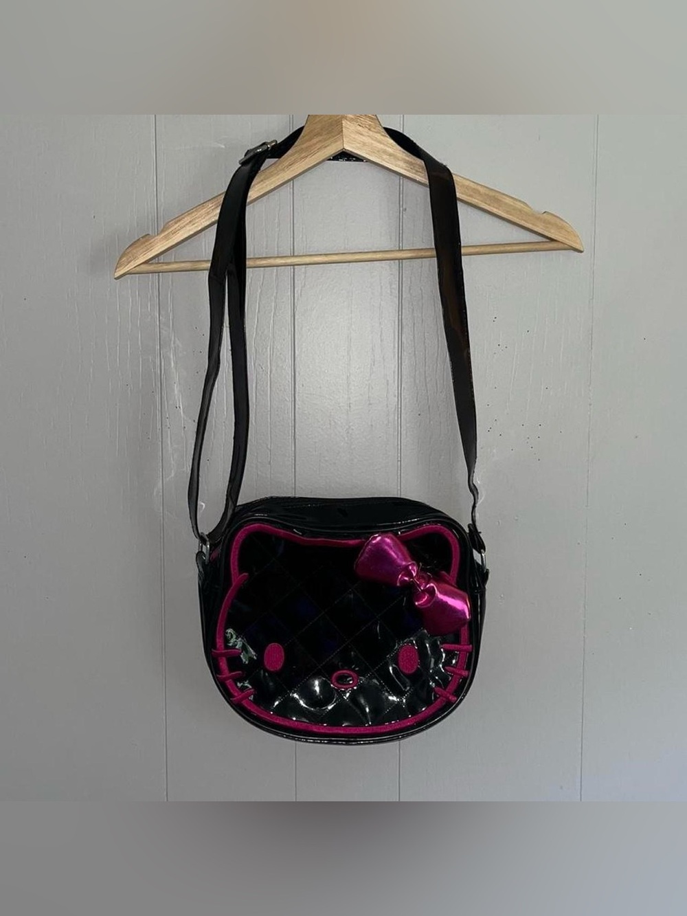 Hello Kitty crossbody bag